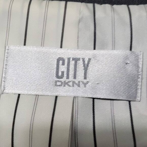 City DKNY Black Taylored Blazer Size 10 - Picture 3 of 4